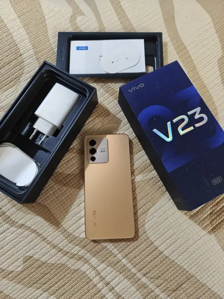 Vivo V23 8/128
GB