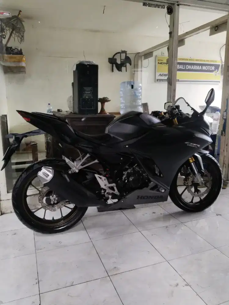 Dp 1.800 CBR 150  thn 2024 cash kredit Bali dharma motor