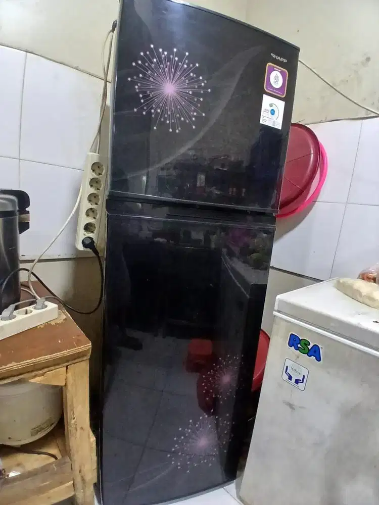 KULKAS SHARP 2 Pintu