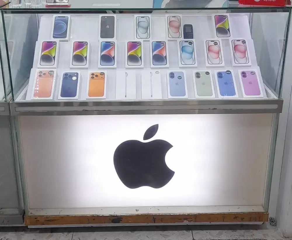 1 Unit Etalase Kaca Handphone