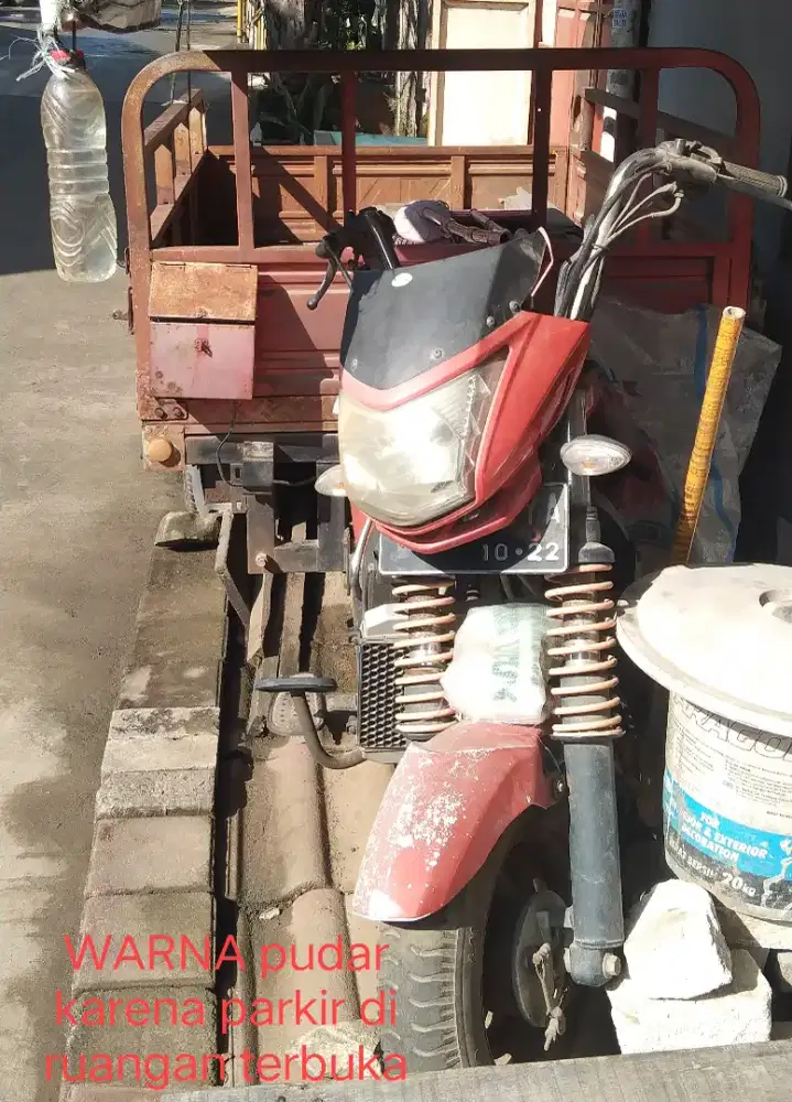Jual motor roda tiga BAKTOR VIAR BEKAS
