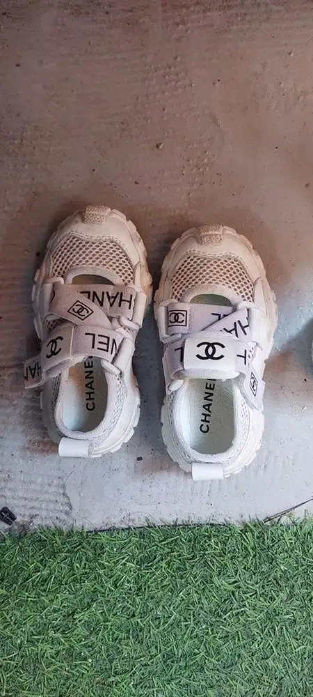 Sepatu Anak Chanel
