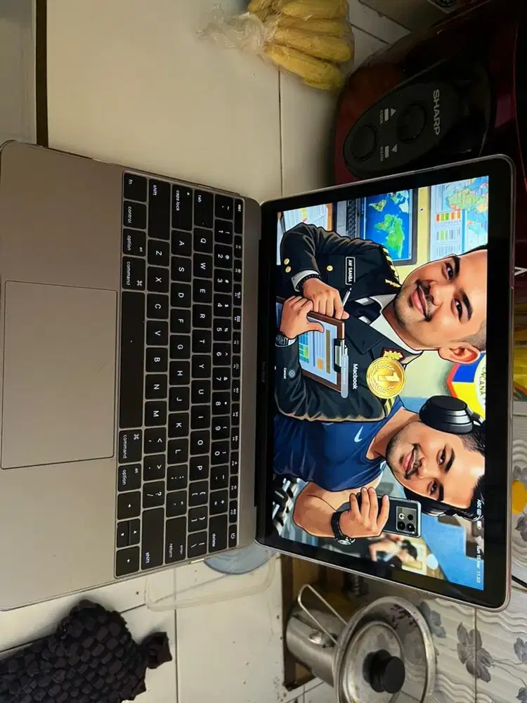 Dijual Cepat Macbook 12 Inch Early 2016