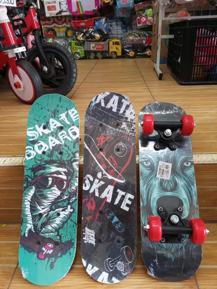 mainan anak skateboard kecil