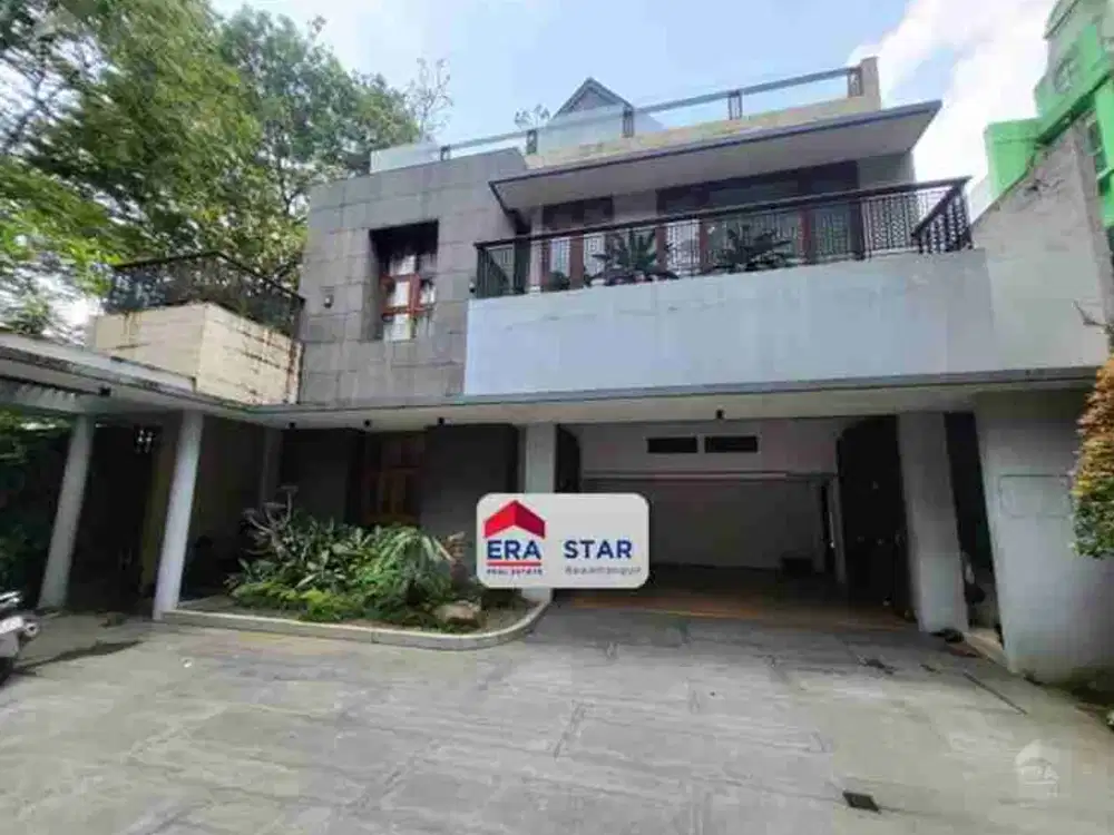 Jual rumah mewah dan murah di premium area Dukuh Patra Jakarta Selatan