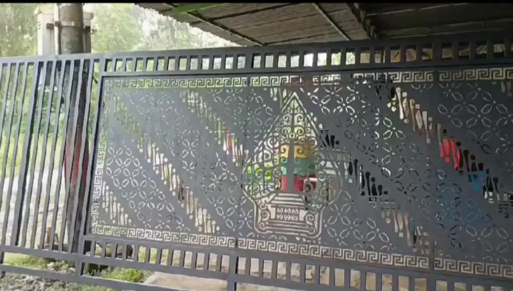 Pagar cutting besi jual rugi banyak