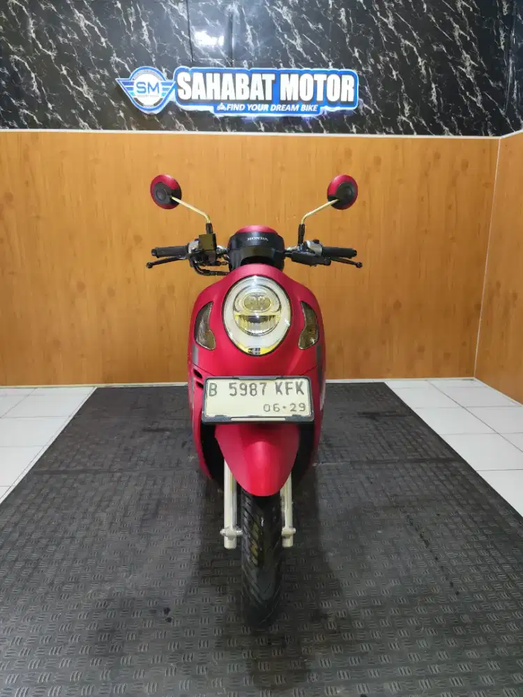 SCOOPY STYLISH KEYLESS TH 2024 CASH & KREDIT&SPAYLATER BISA BERGARANSI