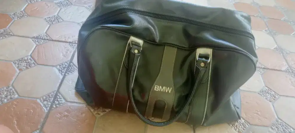 Bmw e36  travel bag .ori bawa an bmw e36