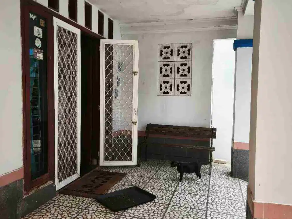 rumah 2 lantai Di Pulo permatasari
