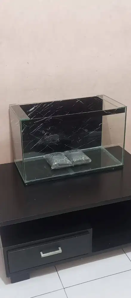 Aquarium 60x30x35+pasir malang