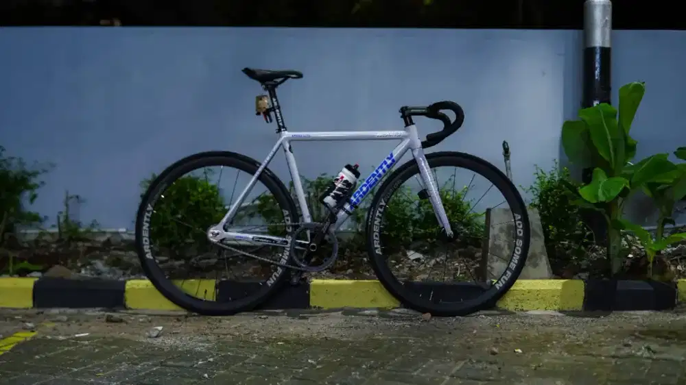 Sepeda fixie Ardenly Arena Lite Blue 20/24