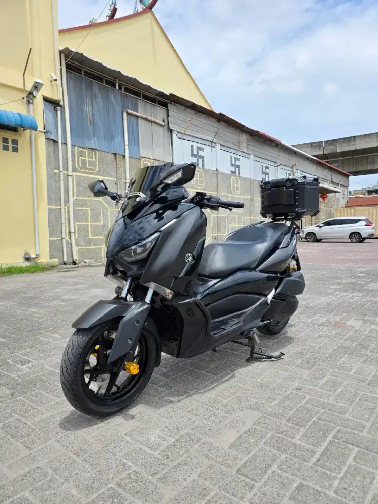 Yamaha Xmax Hitam 2019