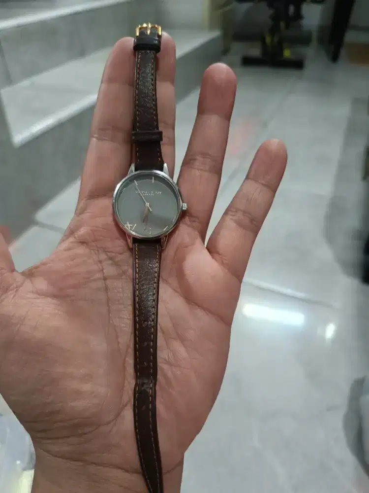 Jam Tangan Olivia Burton Original Strap Kulit