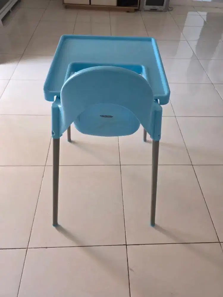 Tempat Duduk Makan Bayi Kondisi Bagus
