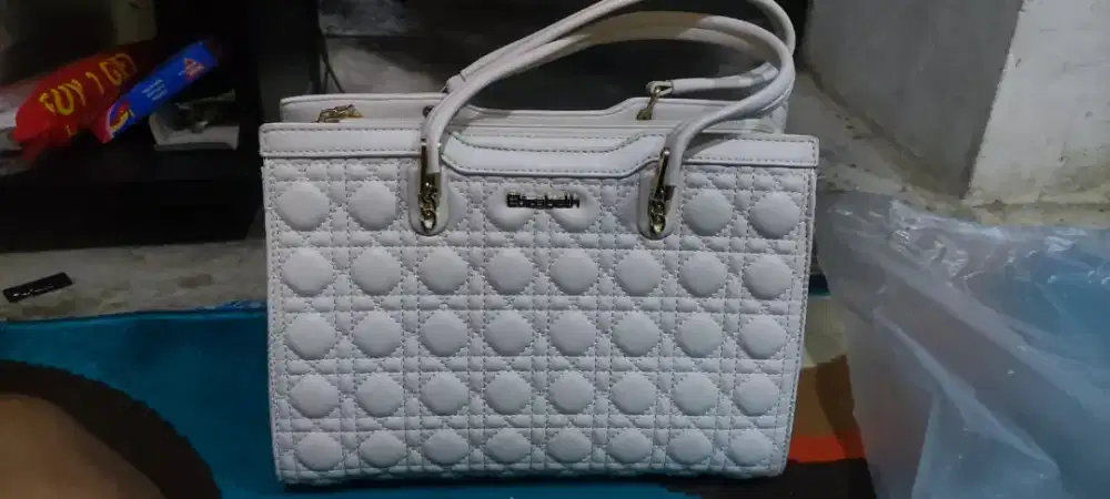 Tas Tangan Elizabeth