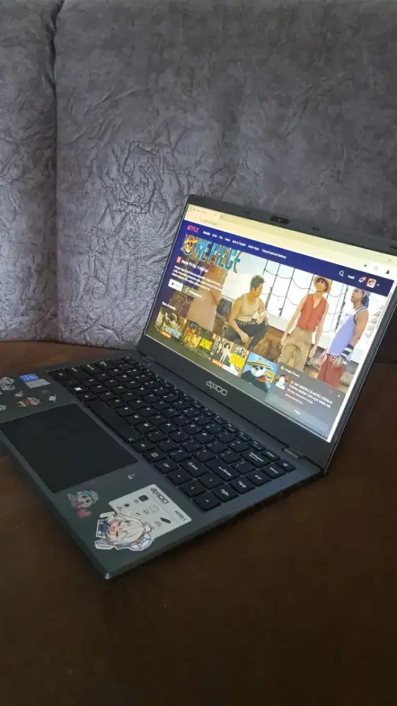 LAPTOP HYPE 1 INTEL AXIO Sejutaan Dark Grey Bagus
