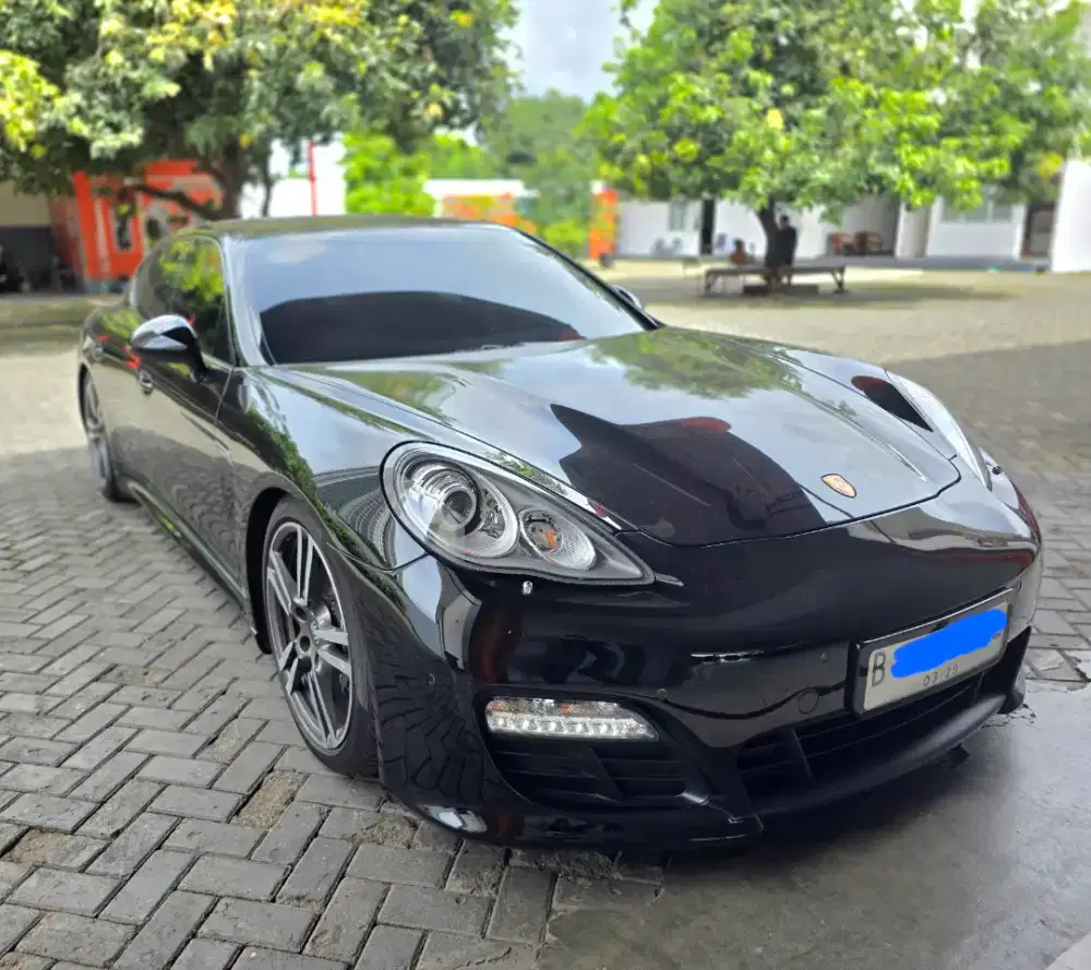 Dijual Porsche Panamera 3.6L V6 PDK AT 2012