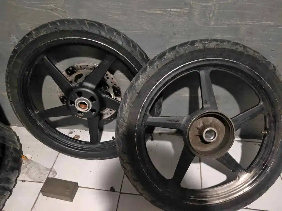 Velg Original Vixion Old
