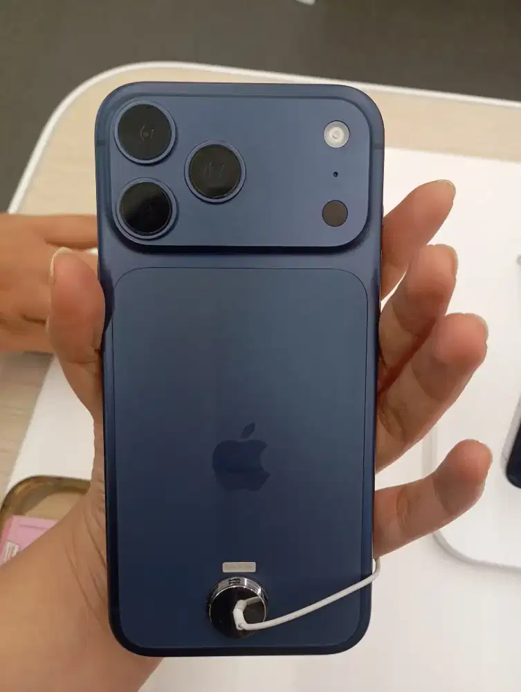 Cicilan tanpa Kartu Kredit iPhone 17 Pro Max 512 GB