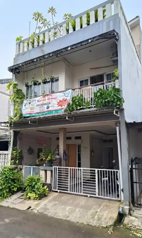 DIJUAL RUMAH HUNIAN 3 LANTAI STRATEGIS
