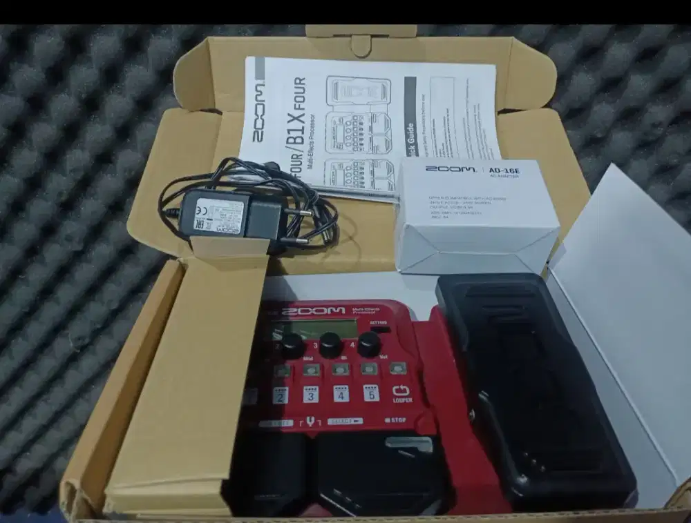 efek bas zoom bx1 four mulus seperti baru