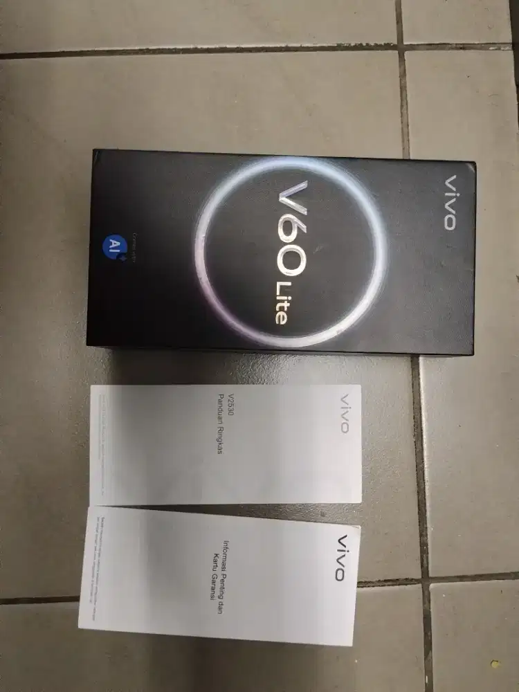 Dijual HP vivo v60 lite 4g