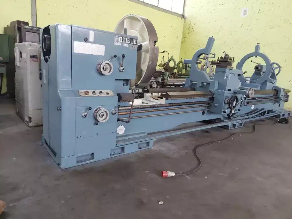 Mesin bubut 4,5 meter germany