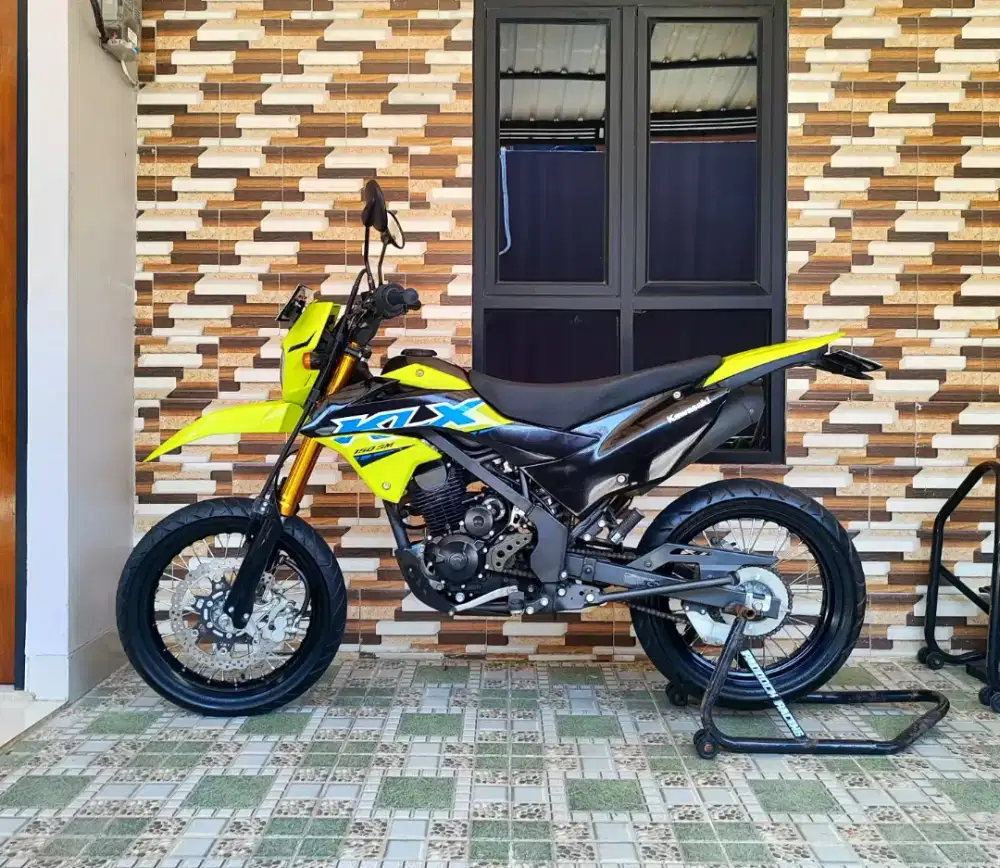 Klx 150 sm se tahun 2023 km low