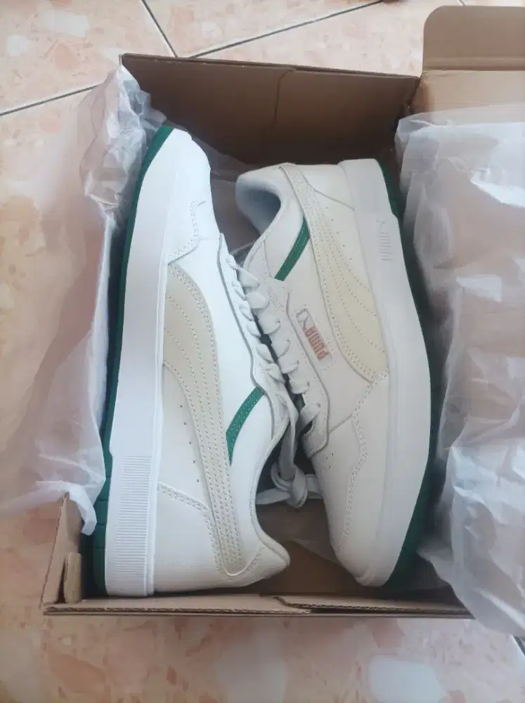 Sepatu Puma Court Ultra