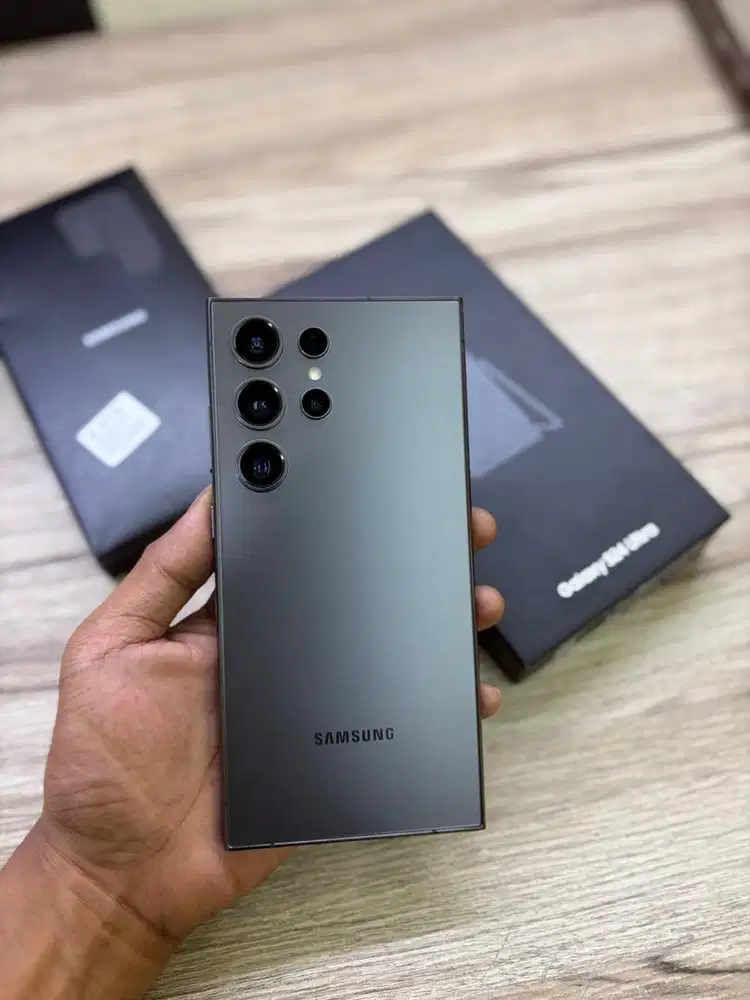 Samsung S24 Ultra 12/256GB resmi sein