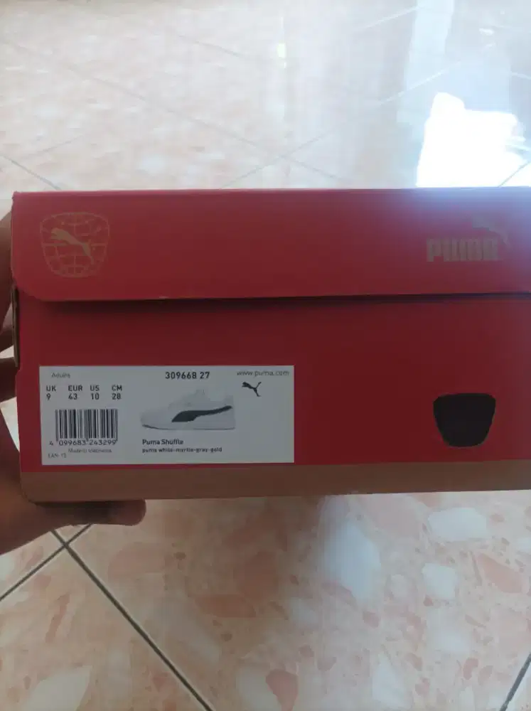 Sepatu Puma Shuffle Grey Line
