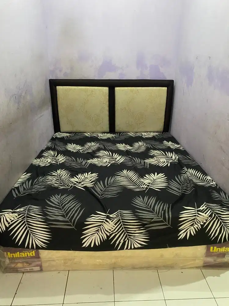 Dijual cepat kasur 1 set seperti di foto