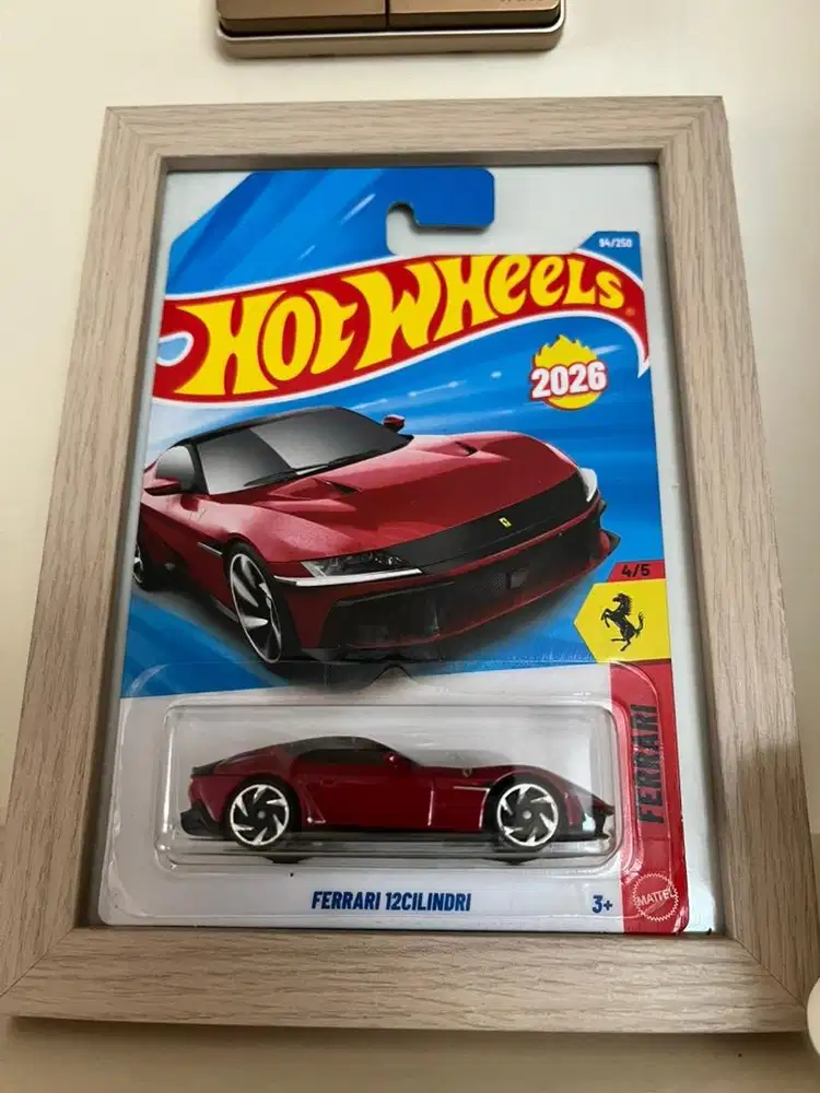 Hot Wheels Ferrari 12Cilindri