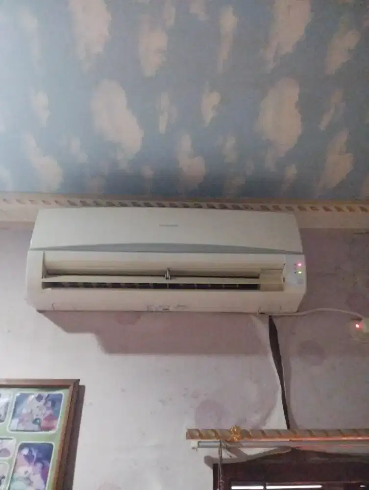 Jual second AC, bufet jati, dll karena mau pindahan rumah