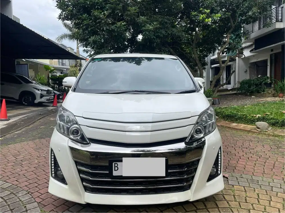 DIJUAL MOBIL RARE ALPHARD GS SPORT 2013 CASH