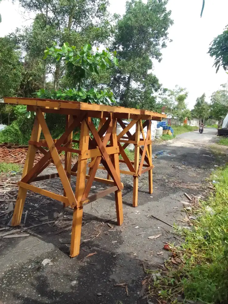 Tiang tandon menara ulin