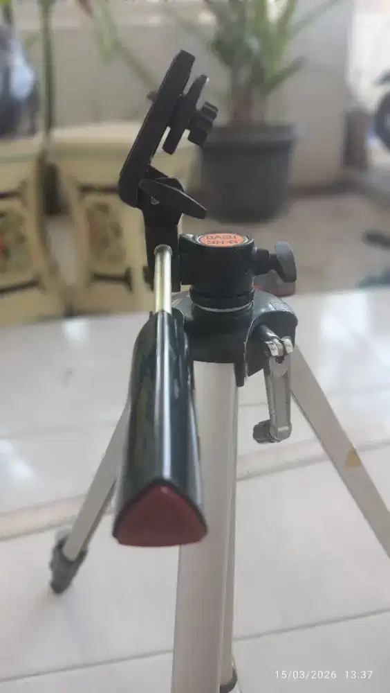 Tripod Camera With Pan/tilt Head, Adjustable, Made In Japan (Bekas)