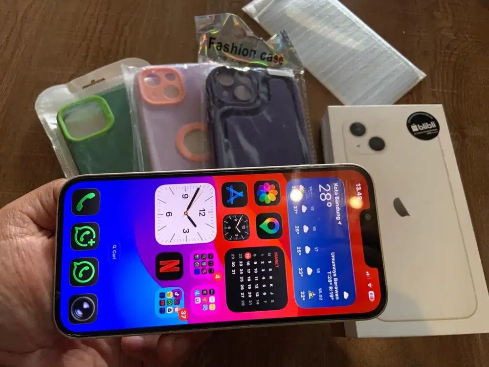 Iphone 13 basic 128GB Starlight Ex resmi GDN murah