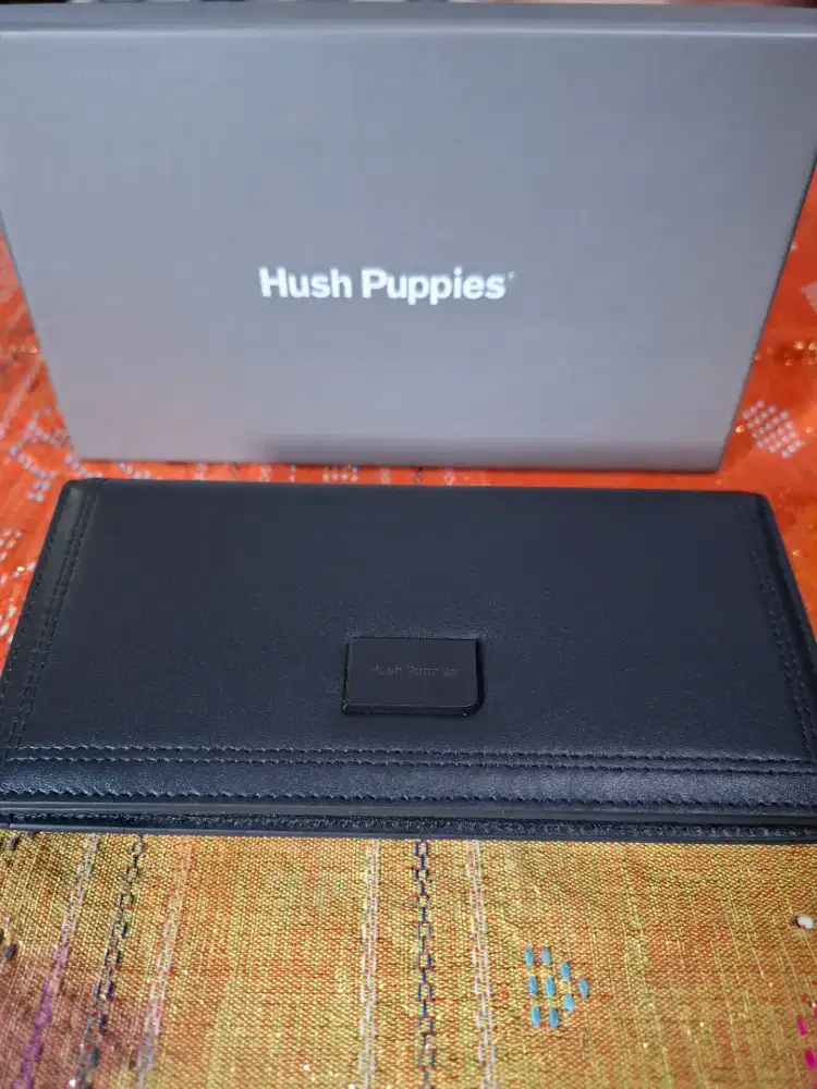 Dompet eanita hush puppies original