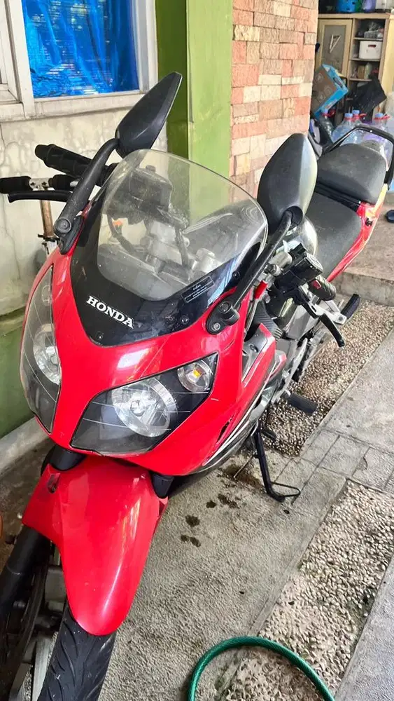 Dijual honda cb 150 R