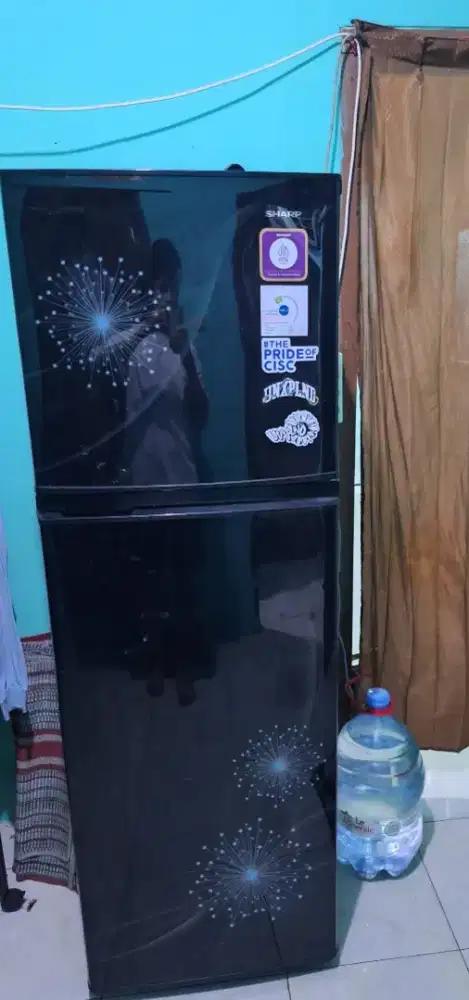 Kulkas Sharp 2 Pintu Mulus