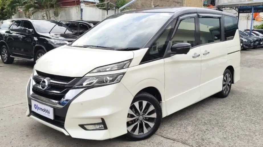 DP RENDAH - Nissan Serena 2.0 Highway Star Bensin-AT 2019 STIZ