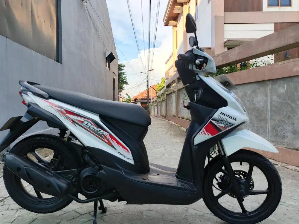 Honda beat Fi 2014 stater tokcer halus mulus terawat