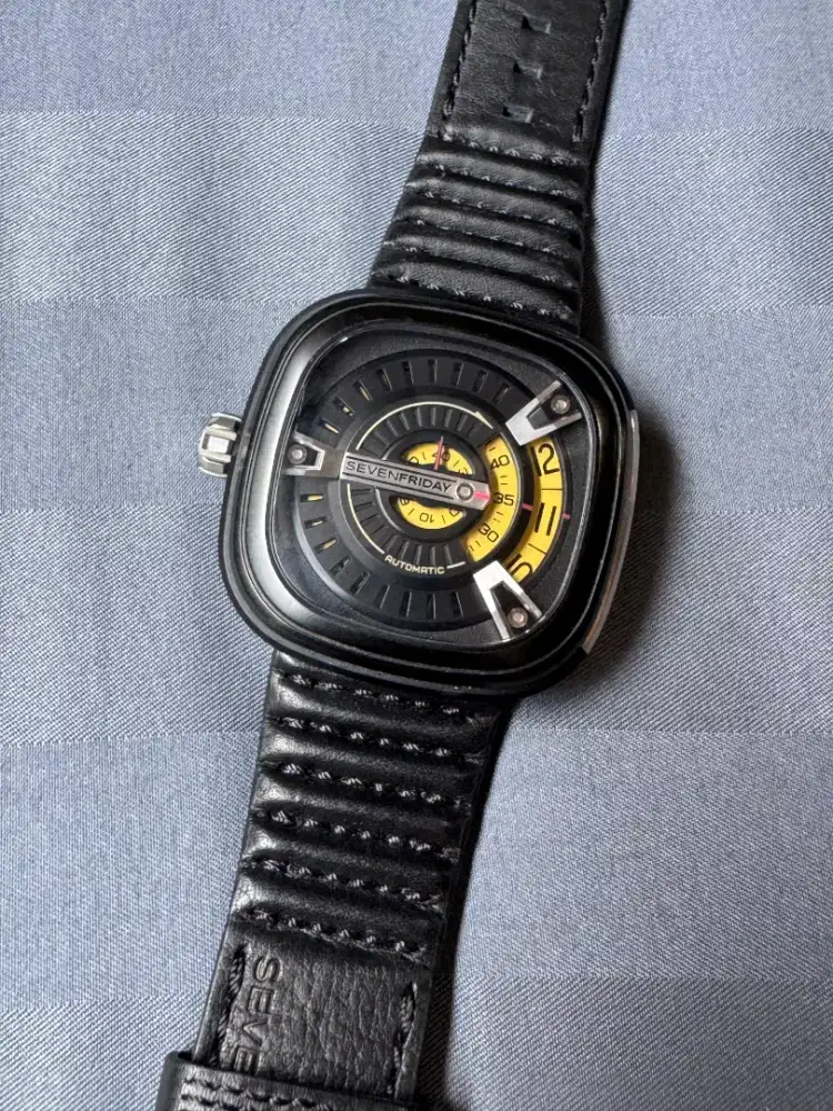 Jam Tangan Sevenfriday