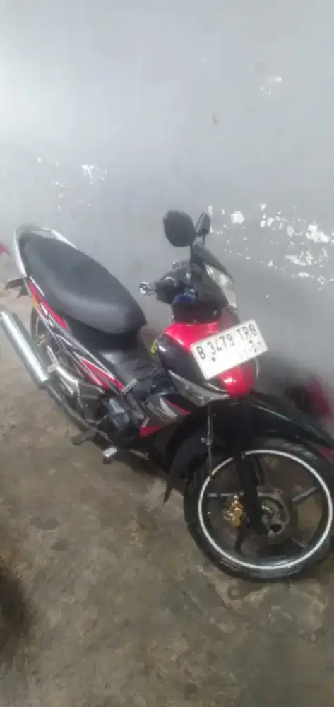 Supra x125 tahun 2012 betmen karbu