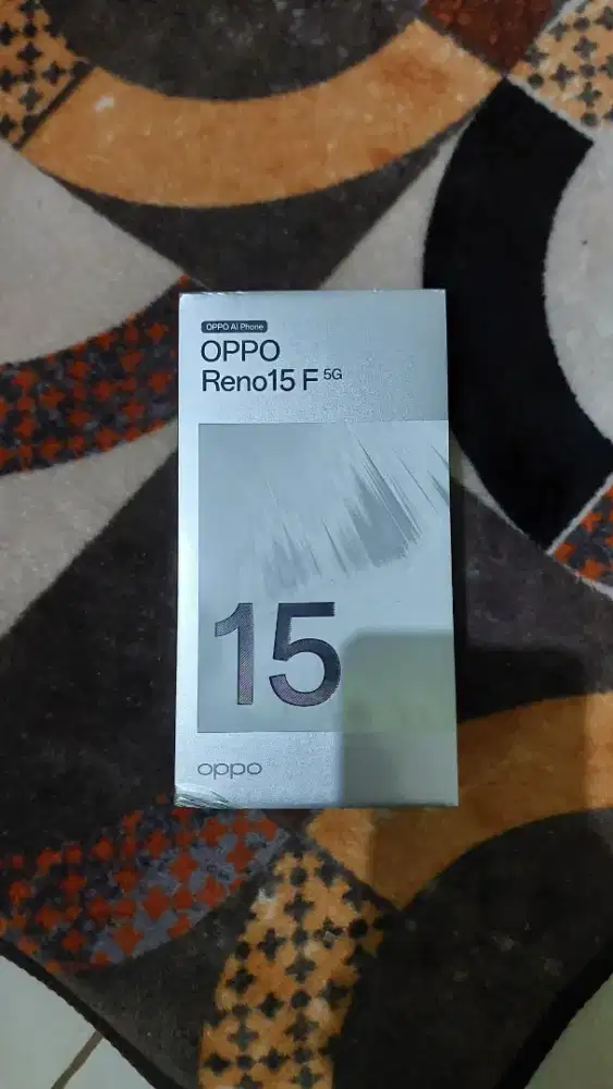 HP Oppo Reno 15 F 5G 8/128 GB + Enco Buds 3 Pro