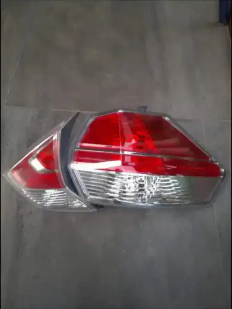 Dijual Stop Lamp + Sideskirt Nissan Xtrail T32 OEM Full Set Original