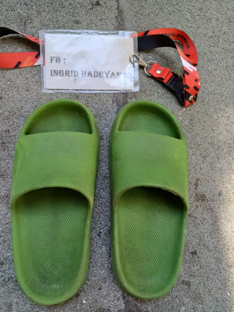Sandal Karet Hijau