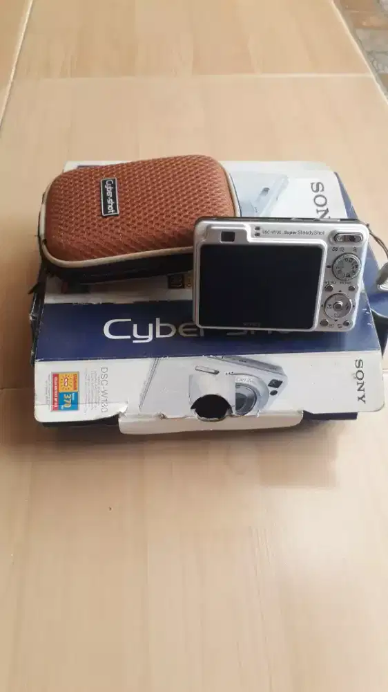 CAMERA  SONY Cyber Shot