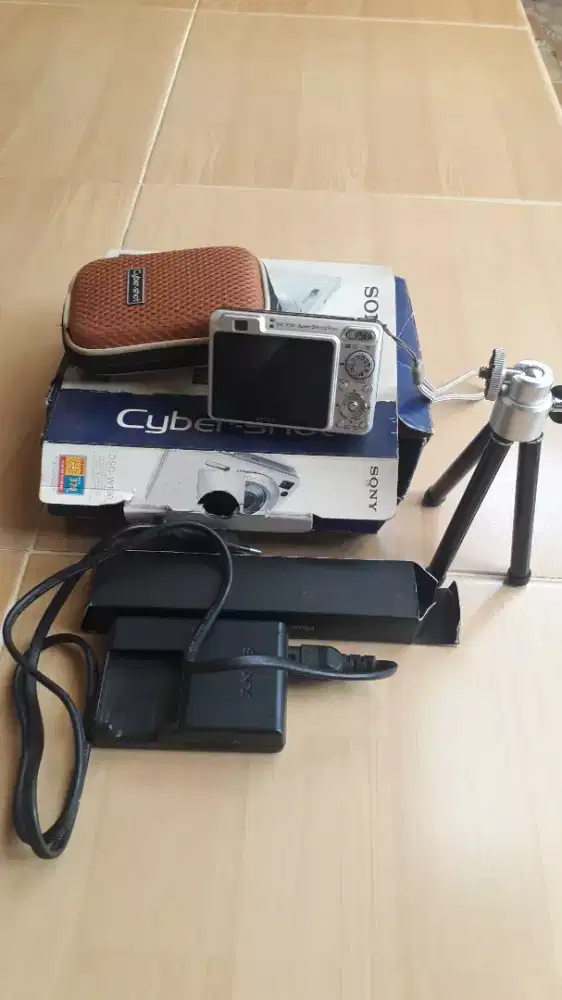 CAMERA  SONY Cyber Shot